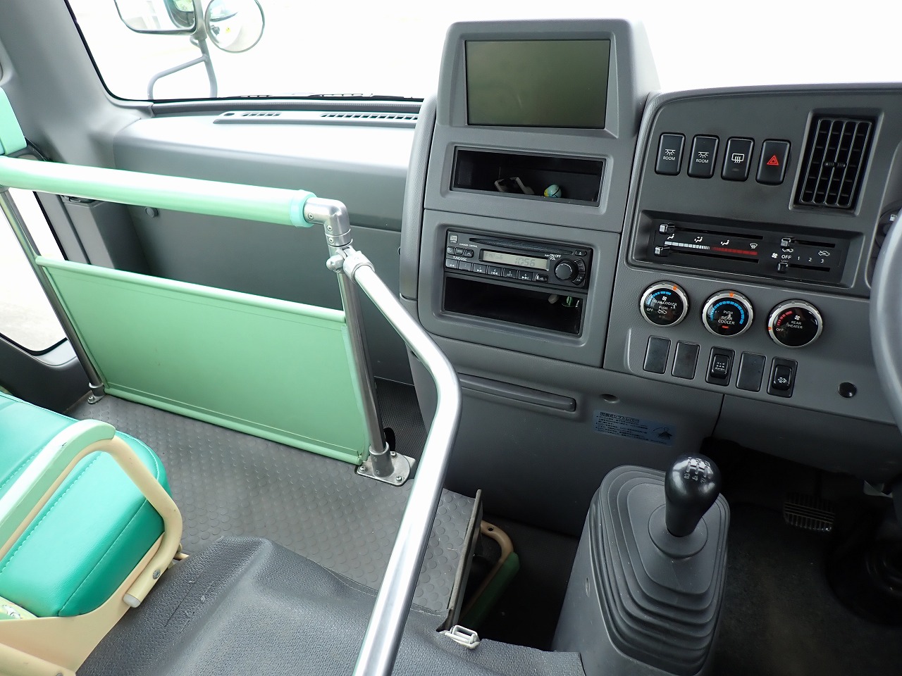 NISSAN Civilian Bus