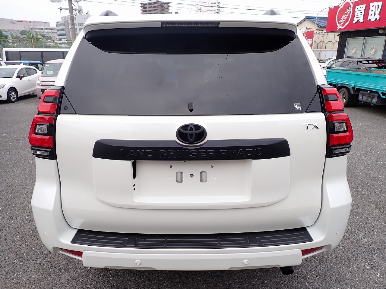 TOYOTA Land Cruiser Prado