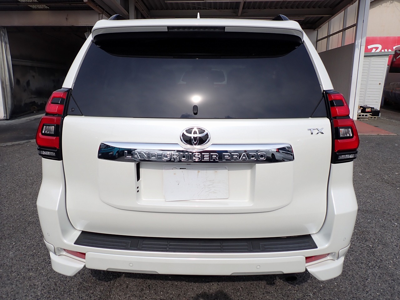 TOYOTA Land Cruiser Prado