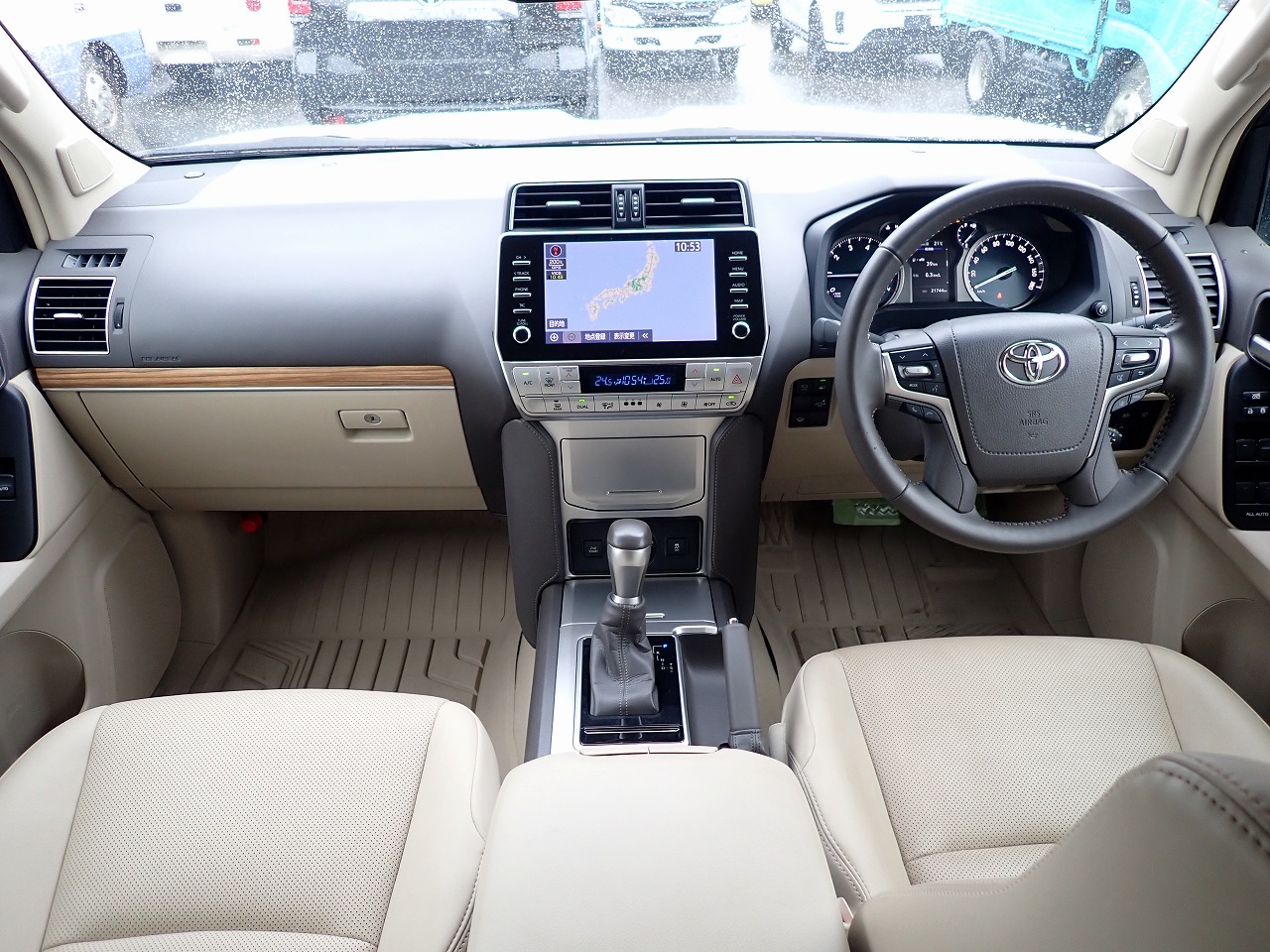 TOYOTA Land Cruiser Prado