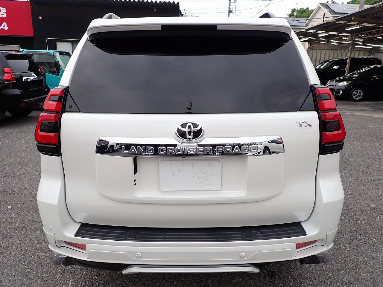 TOYOTA Land Cruiser Prado