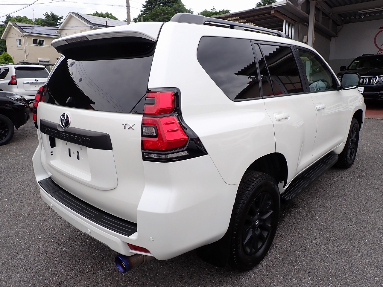 TOYOTA Land Cruiser Prado