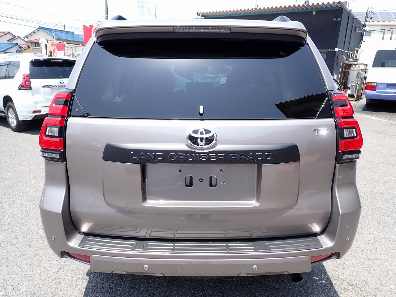 TOYOTA Land Cruiser Prado
