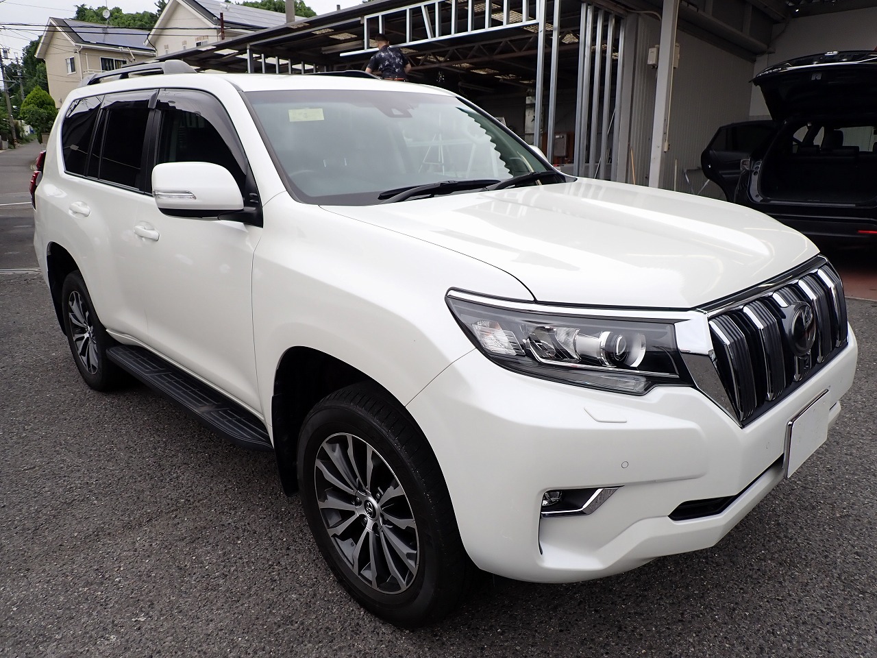 TOYOTA Land Cruiser Prado