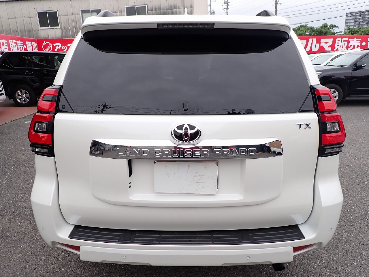 TOYOTA Land Cruiser Prado