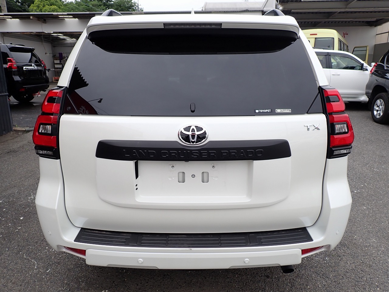TOYOTA Land Cruiser Prado