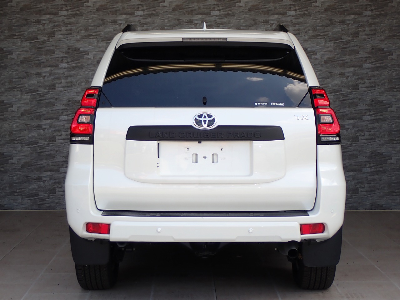 TOYOTA Land Cruiser Prado