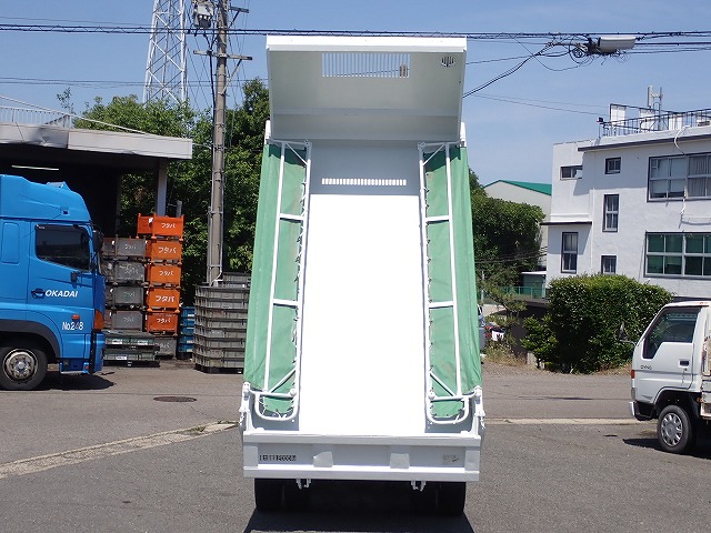 ISUZU Elf Truck