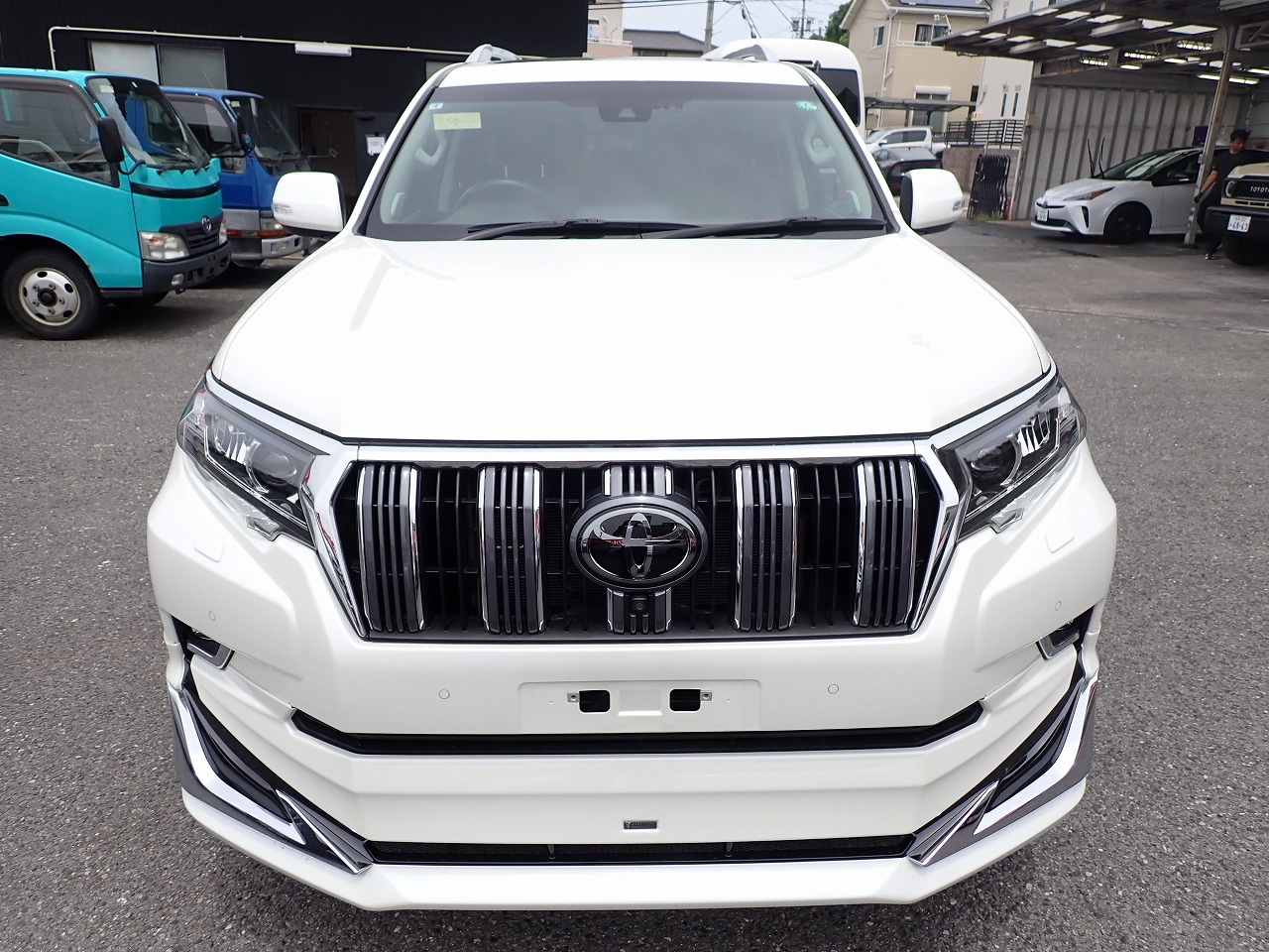 TOYOTA Land Cruiser Prado