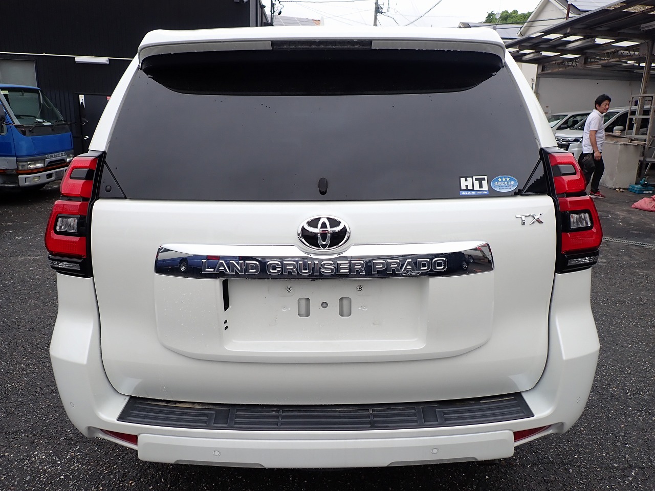 TOYOTA Land Cruiser Prado