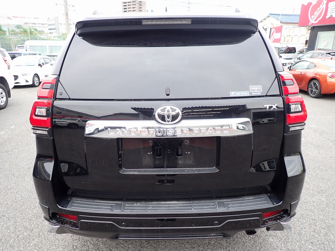 TOYOTA Land Cruiser Prado