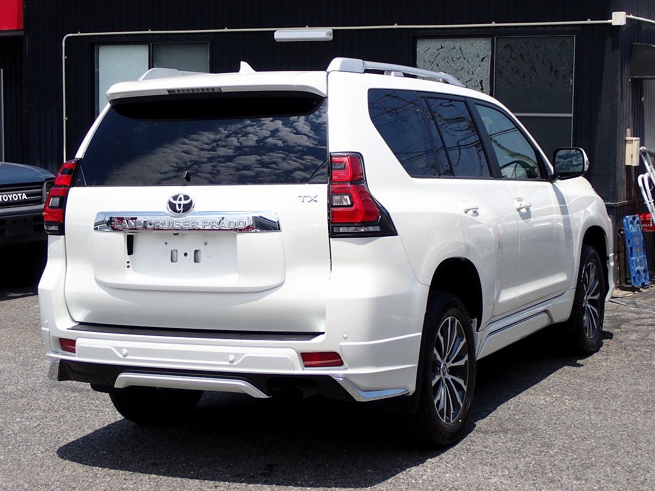 TOYOTA Land Cruiser Prado