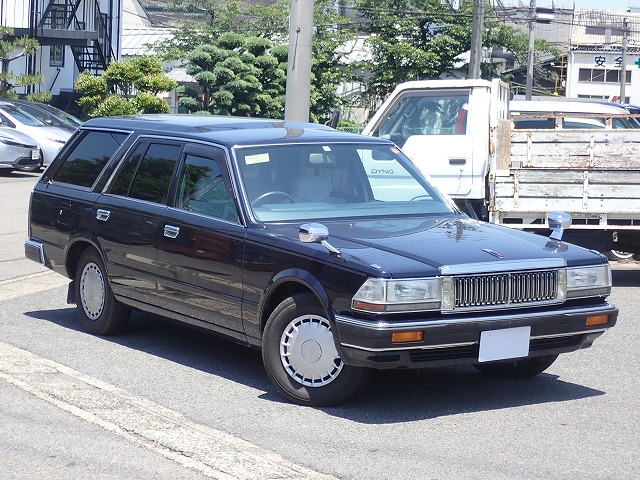 NISSAN Cedric