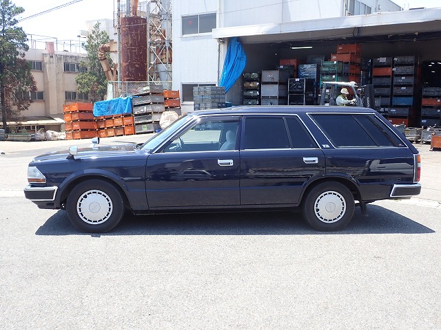 NISSAN Cedric