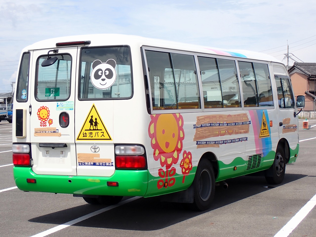 TOYOTA Coaster