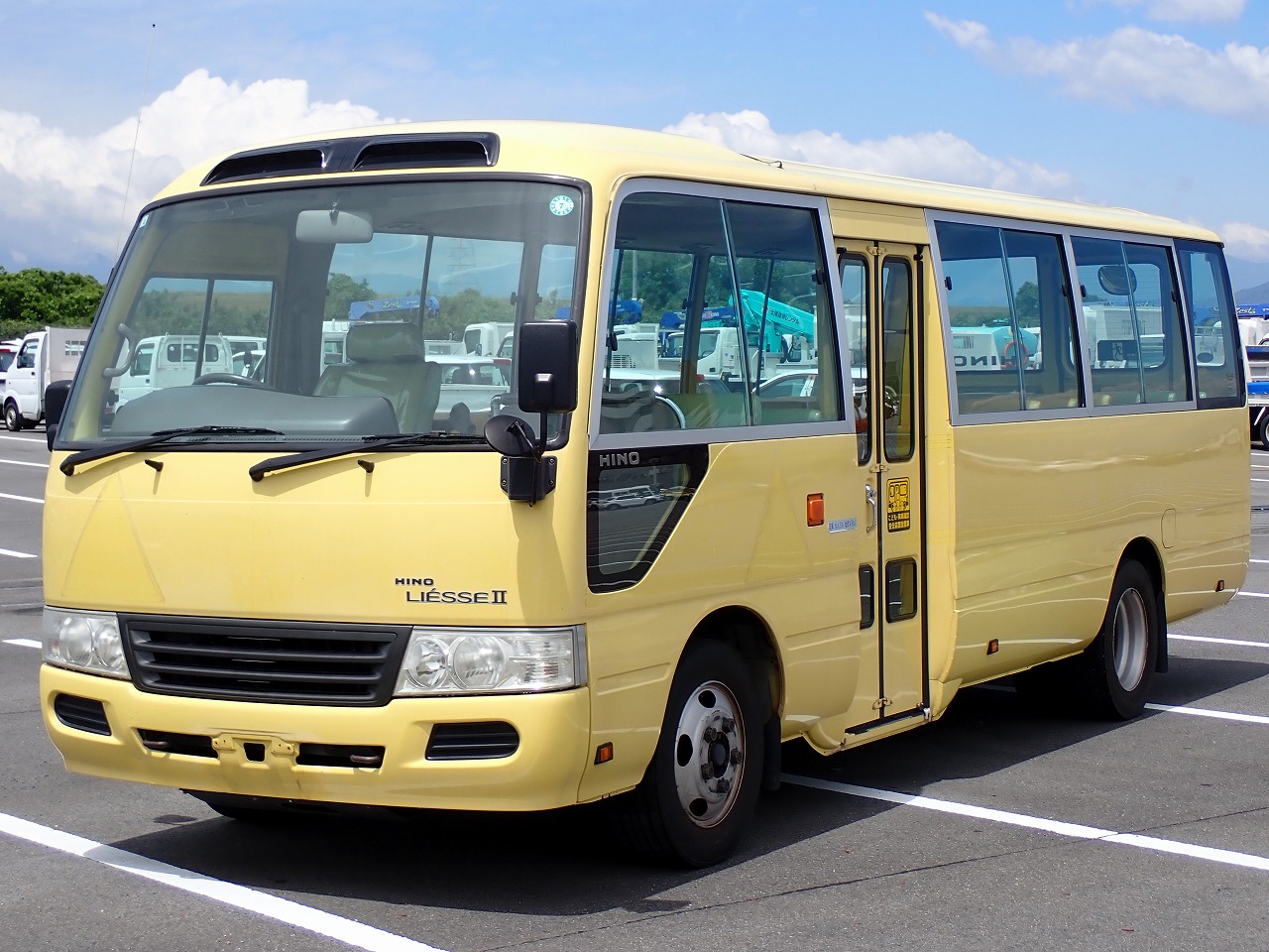 HINO LIESSE II