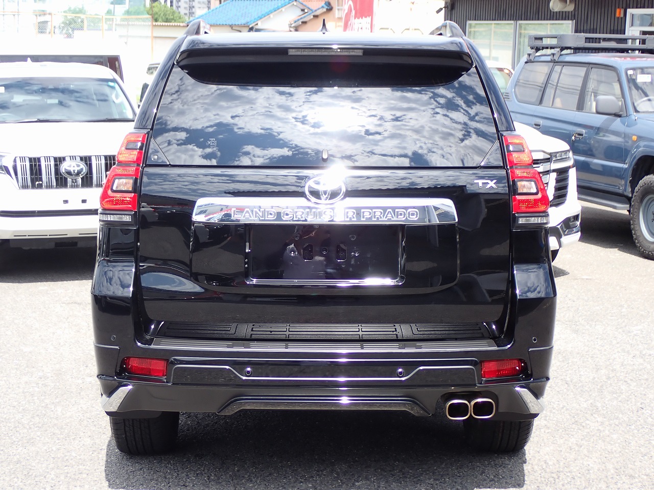 TOYOTA Land Cruiser Prado