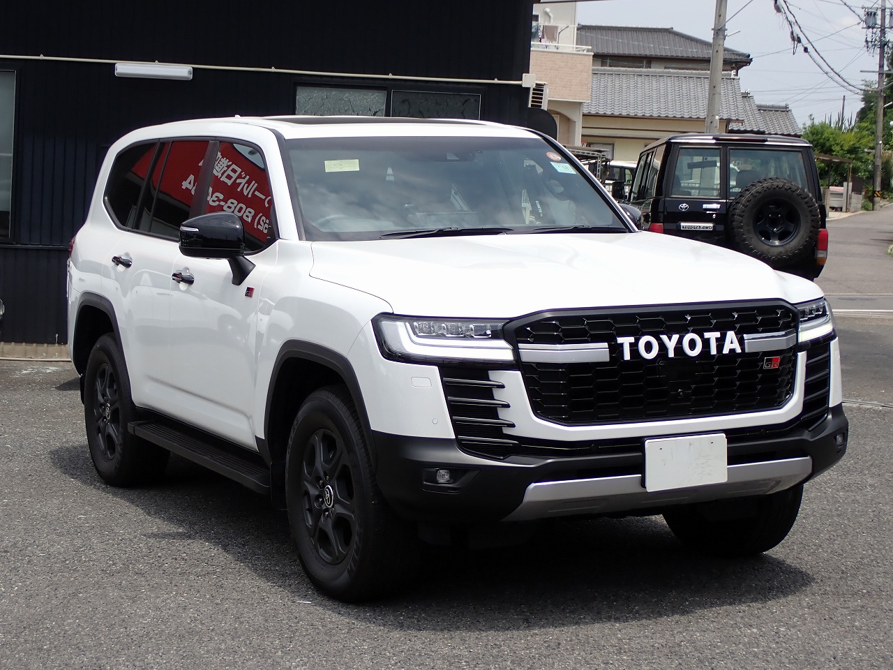 TOYOTA Land Cruiser