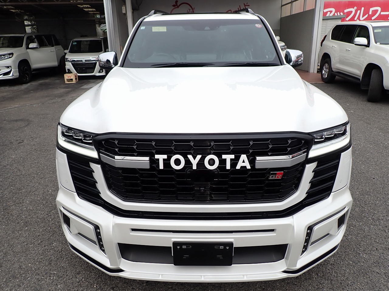 TOYOTA Land Cruiser