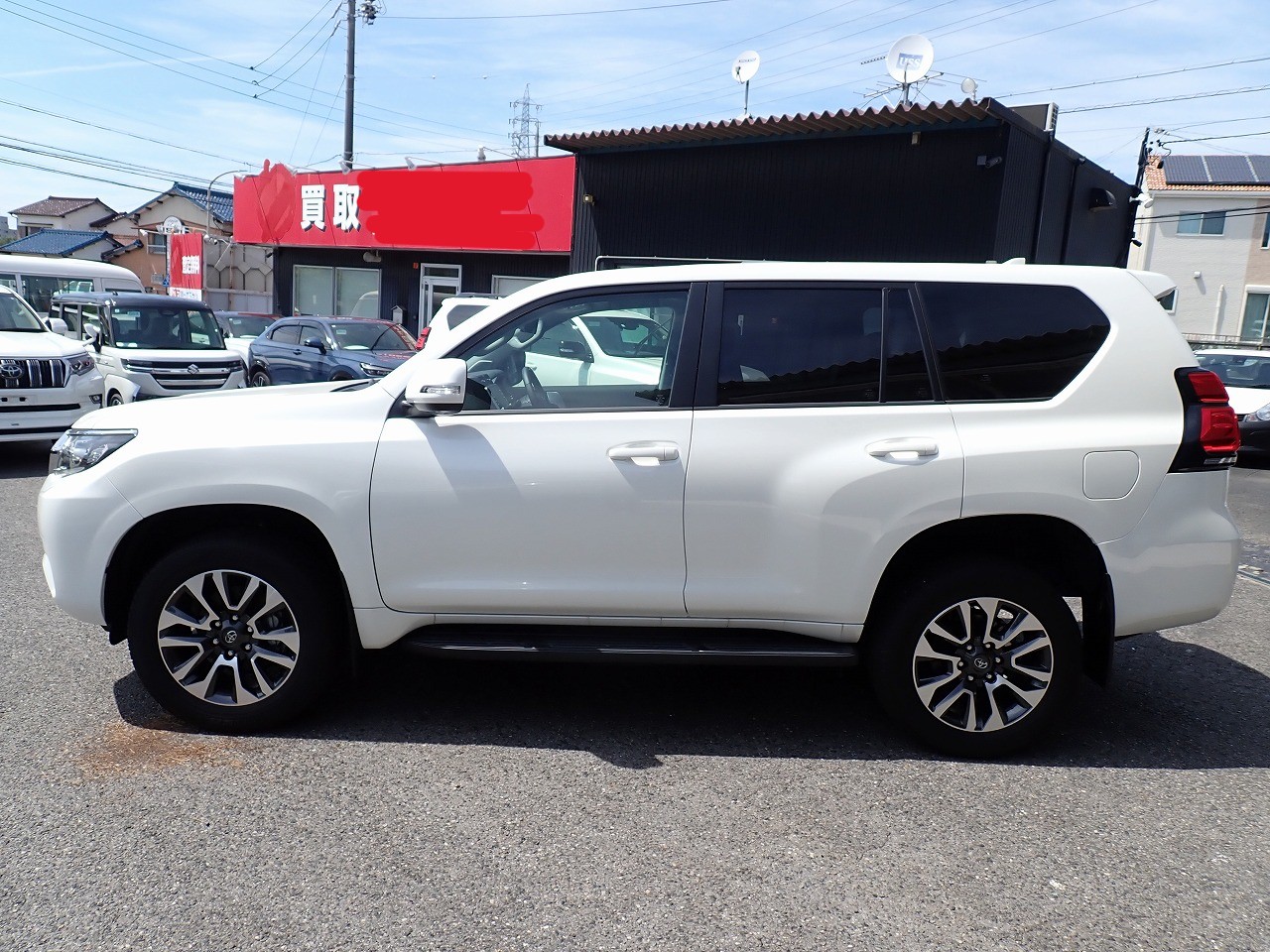TOYOTA Land Cruiser Prado