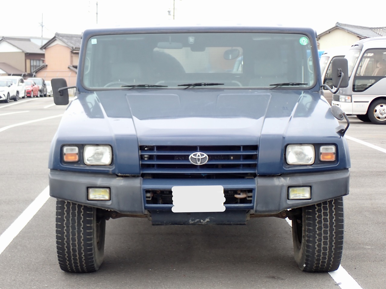 TOYOTA Megacruiser
