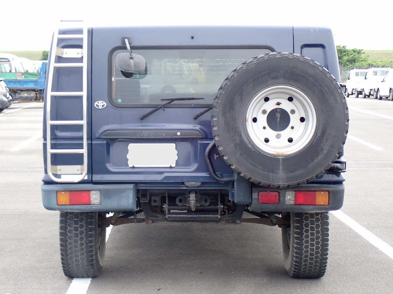 TOYOTA Megacruiser