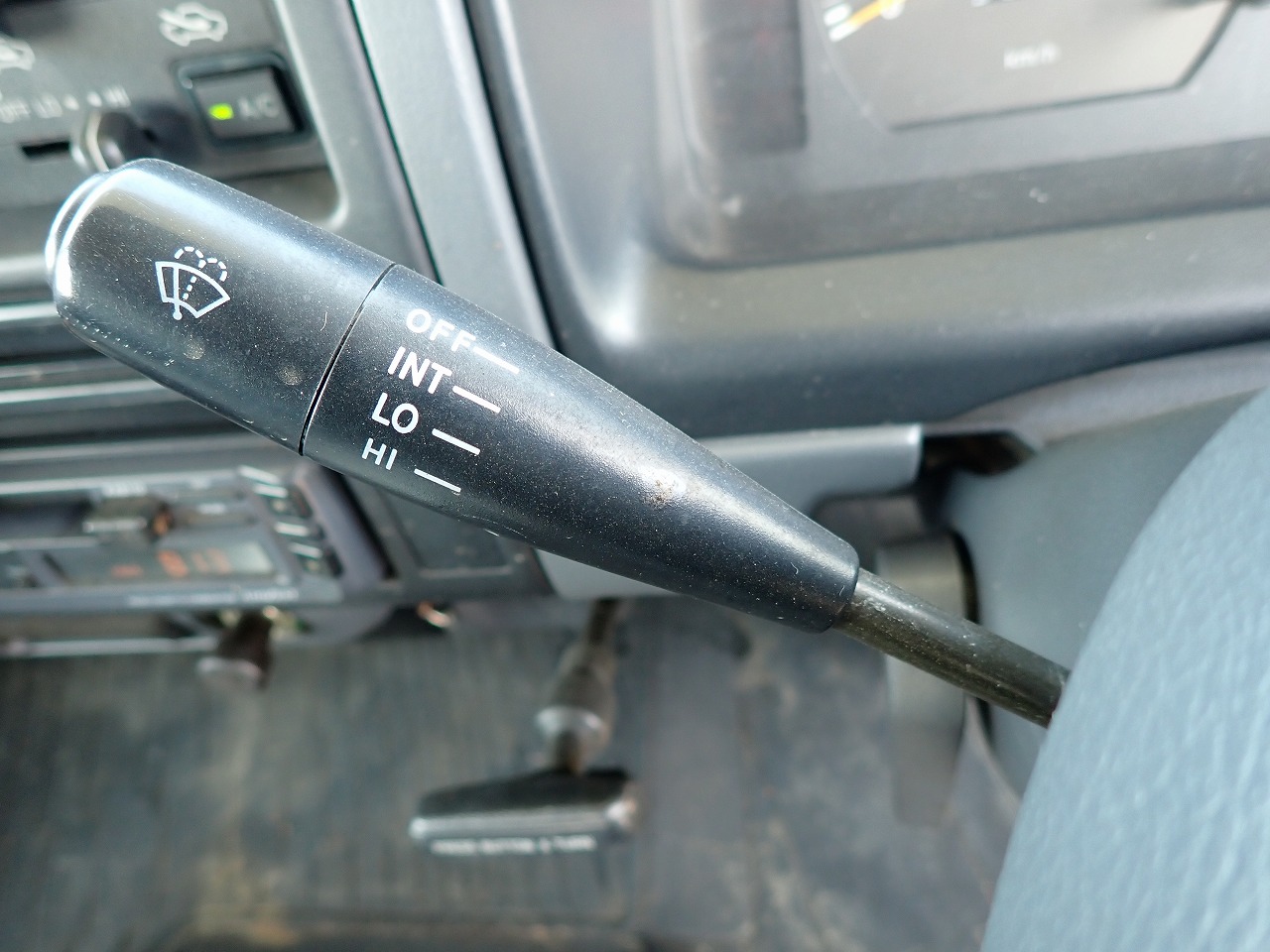 TOYOTA Dyna Truck