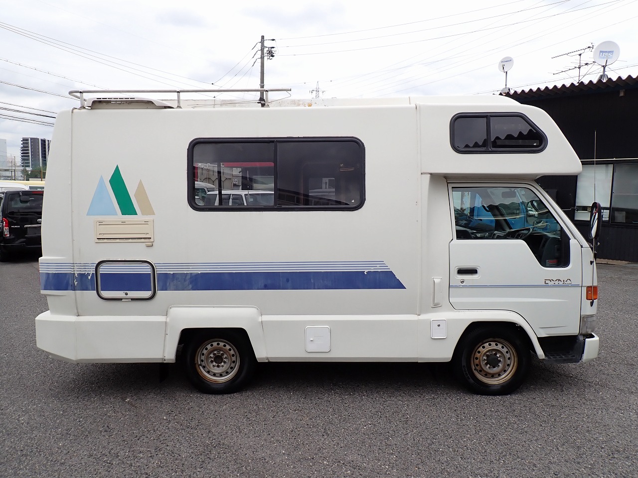 TOYOTA Dyna Truck