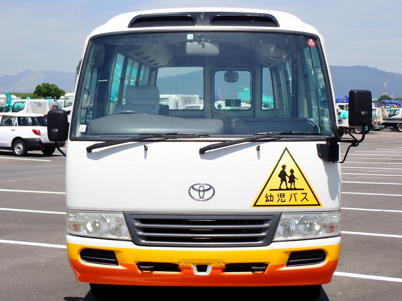 TOYOTA Coaster