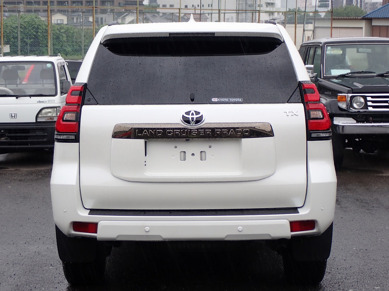 TOYOTA Land Cruiser Prado