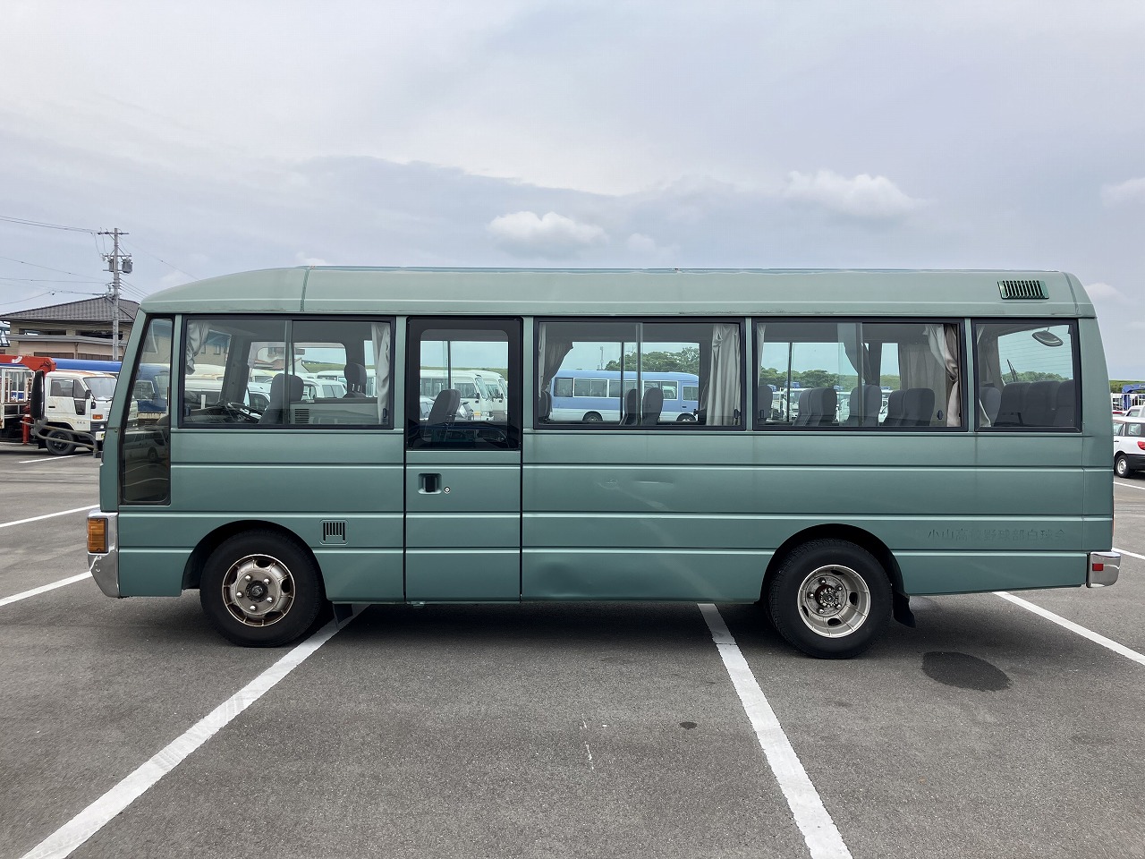 NISSAN Civilian Bus