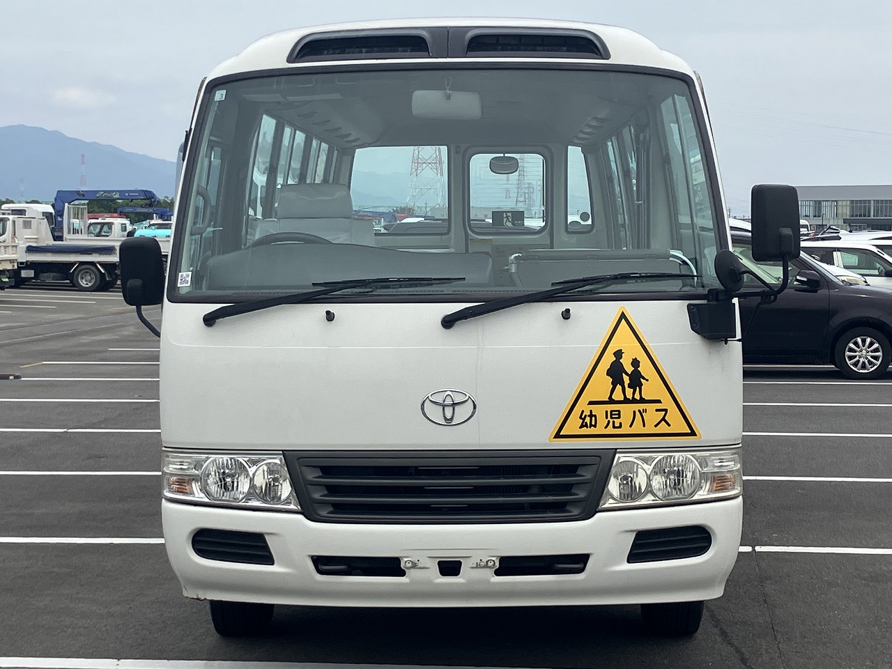 TOYOTA Coaster