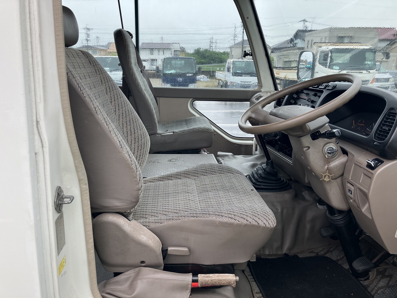 TOYOTA Coaster