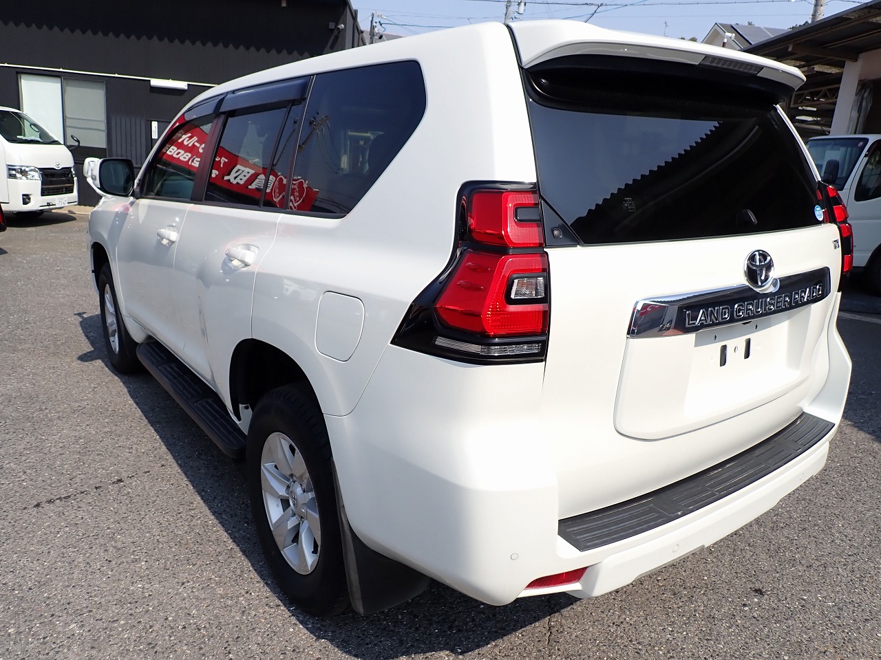 TOYOTA Land Cruiser Prado