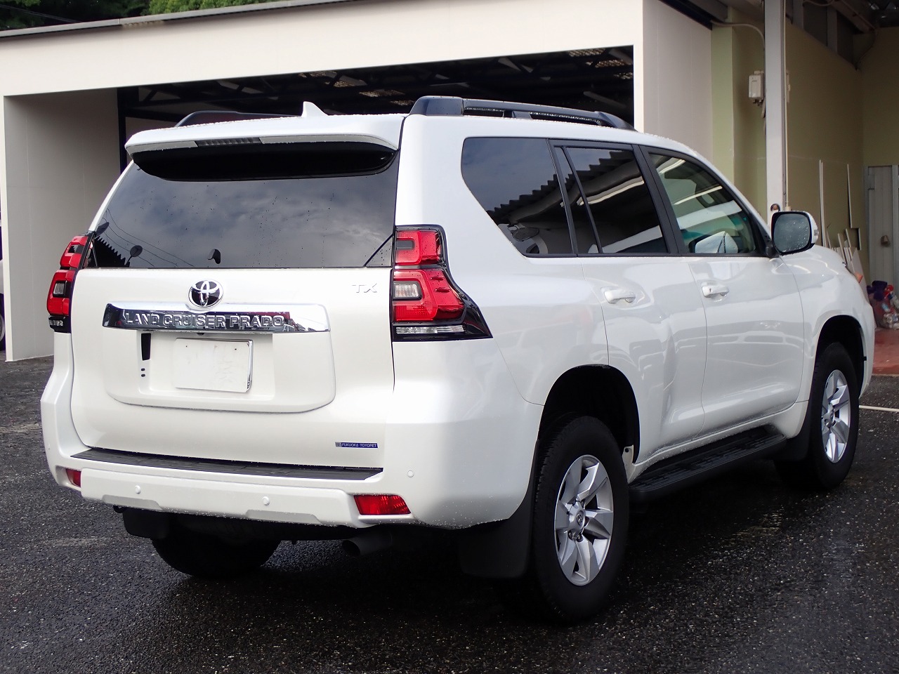 TOYOTA Land Cruiser Prado