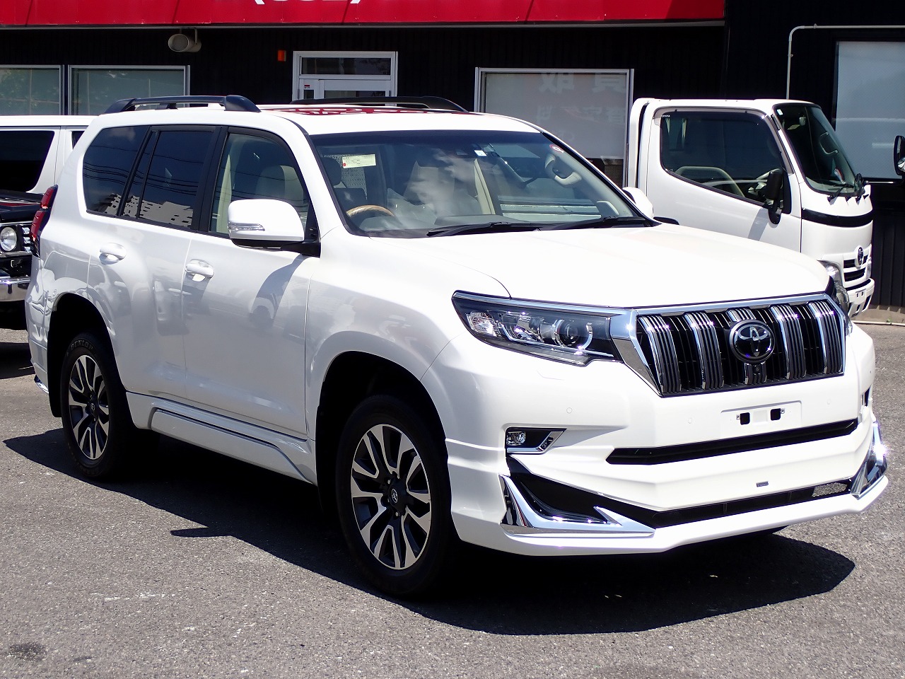 TOYOTA Land Cruiser Prado