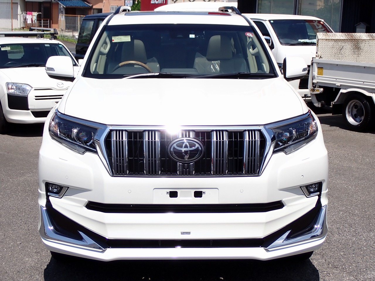 TOYOTA Land Cruiser Prado