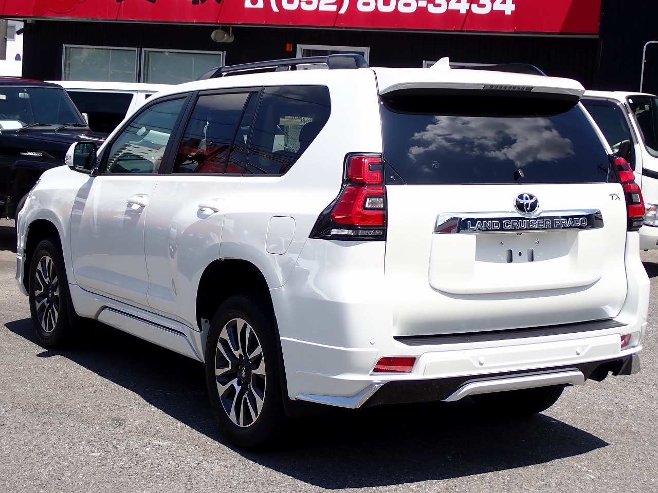 TOYOTA Land Cruiser Prado
