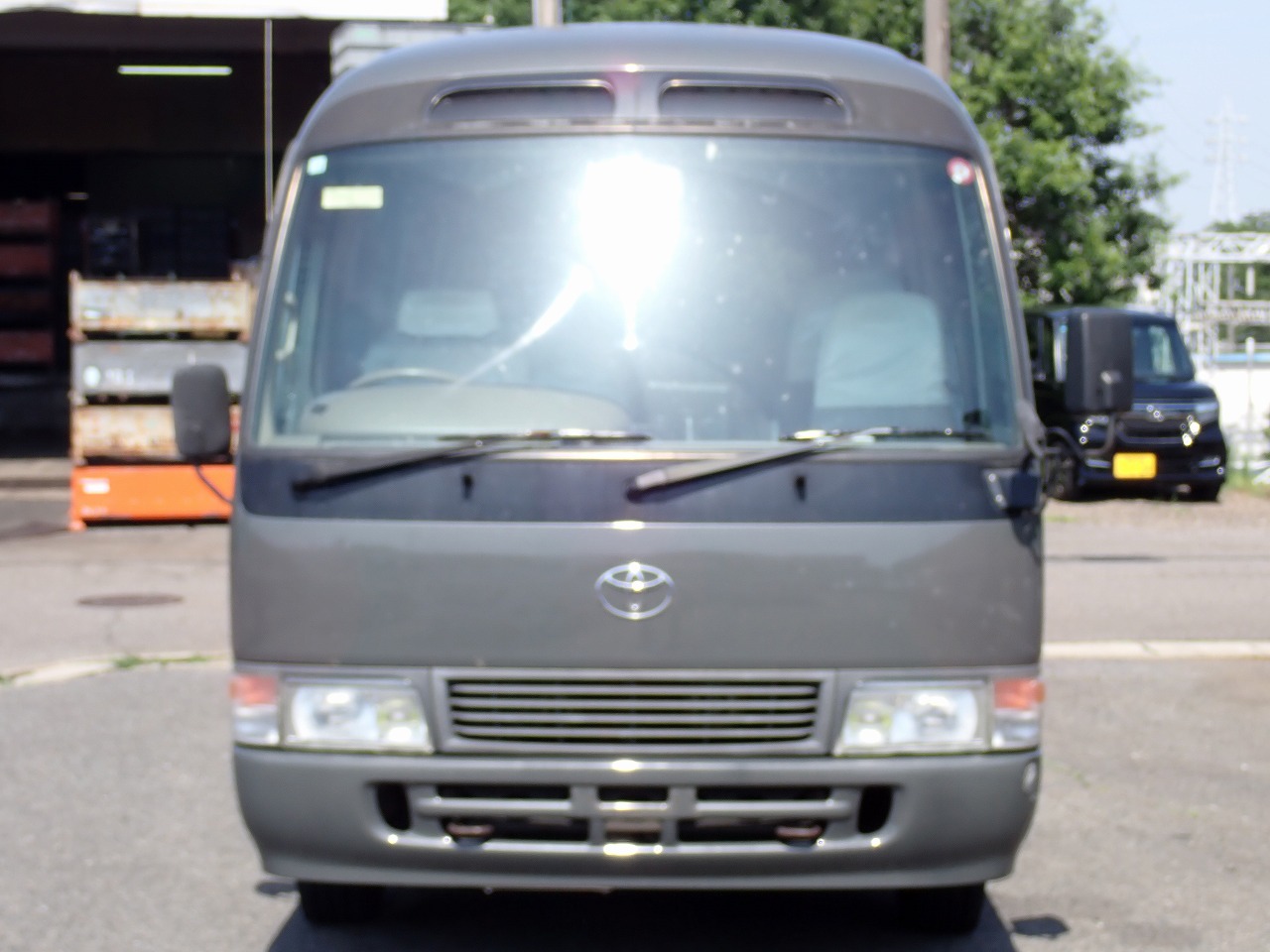 TOYOTA Coaster