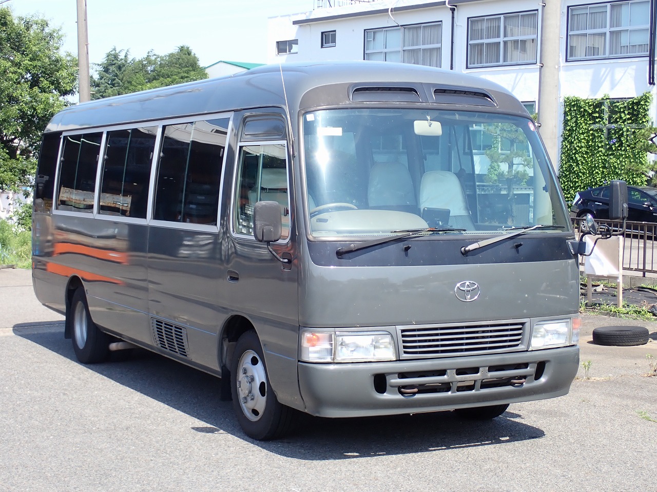 TOYOTA Coaster