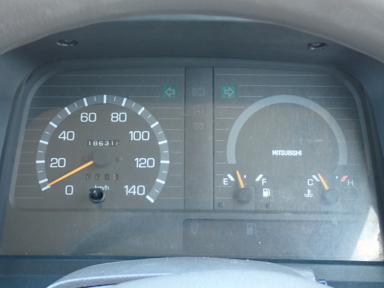 MITSUBISHI Rosa