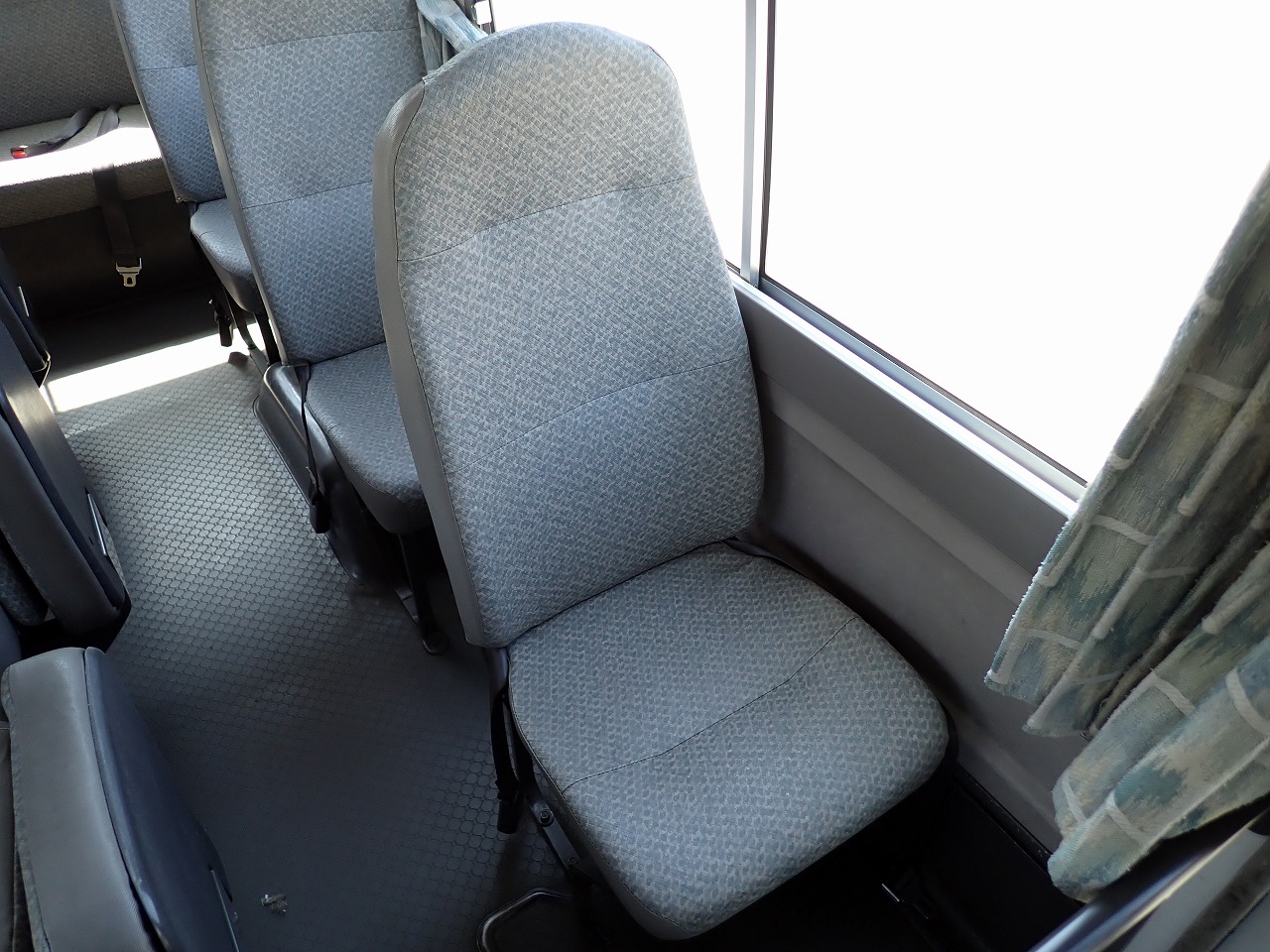 MITSUBISHI Rosa