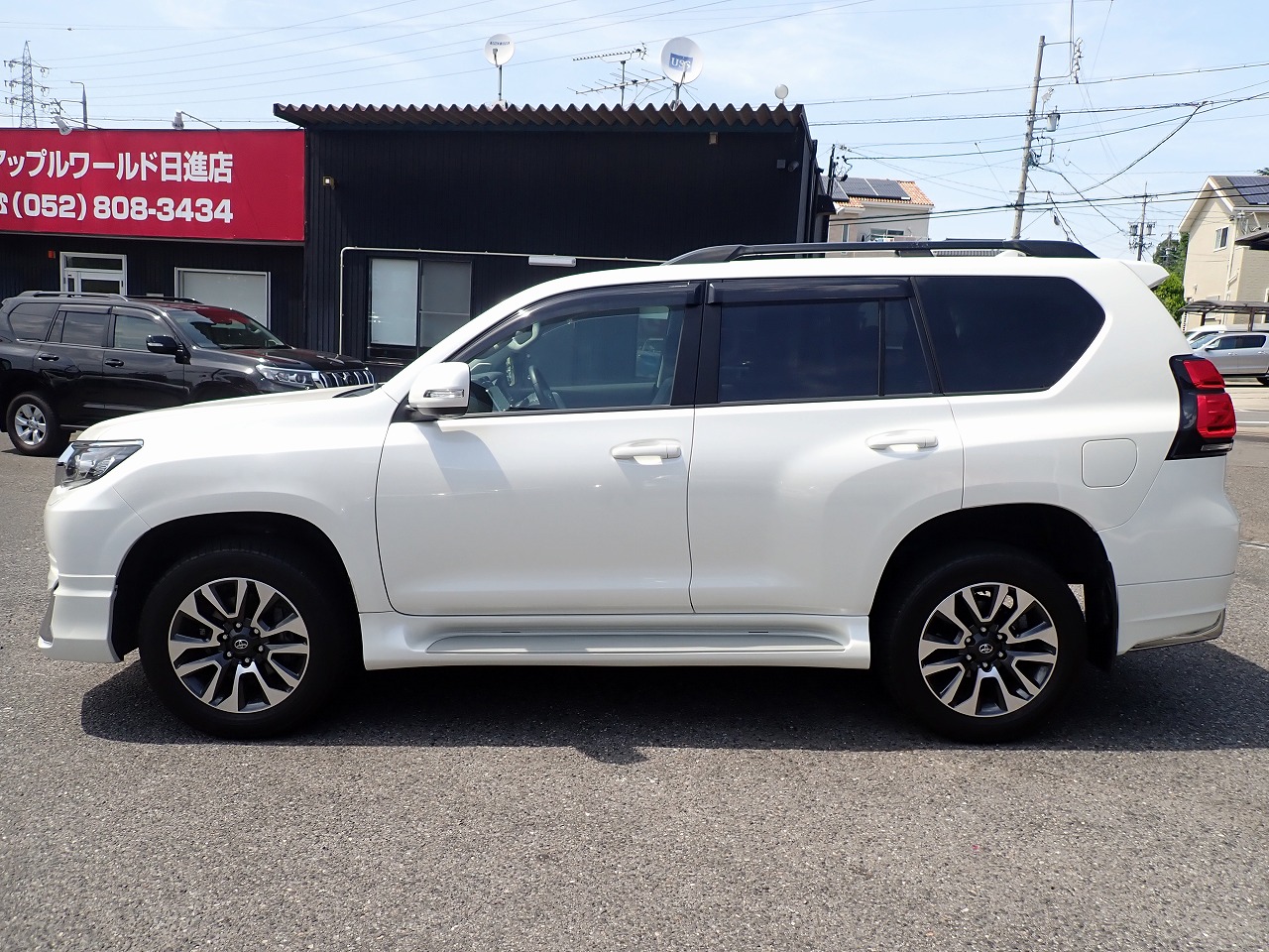 TOYOTA Land Cruiser Prado