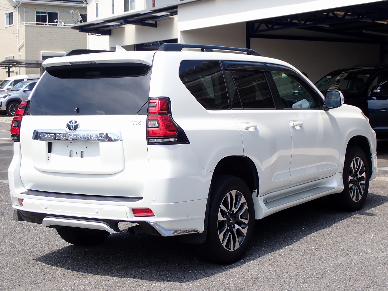 TOYOTA Land Cruiser Prado