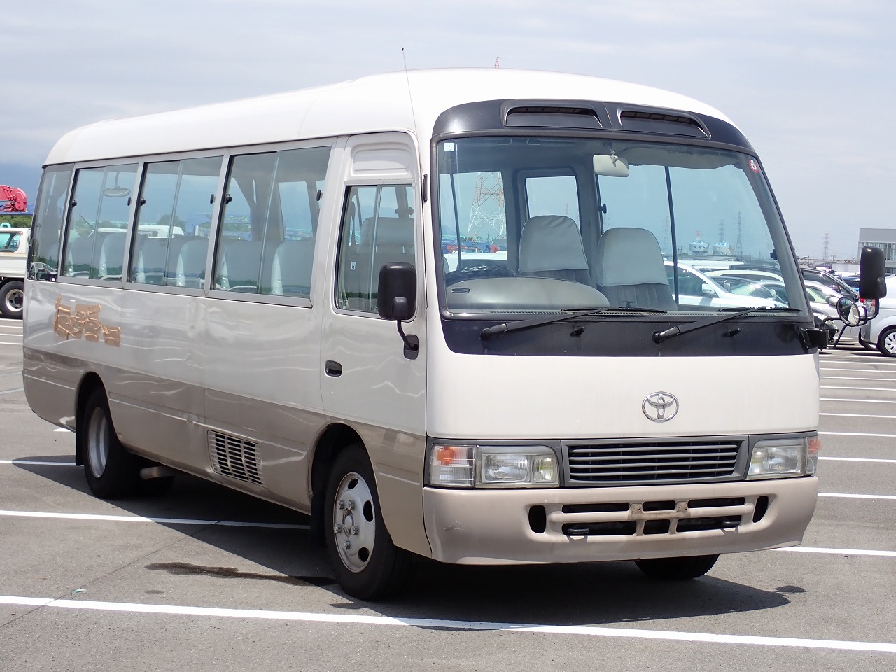 TOYOTA Coaster
