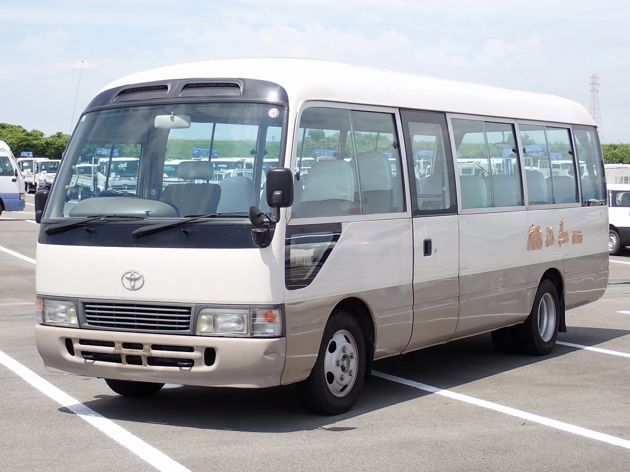 TOYOTA Coaster