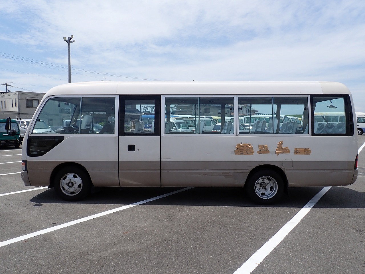 TOYOTA Coaster