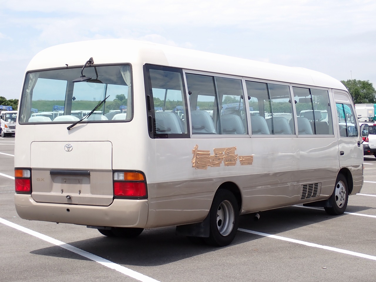 TOYOTA Coaster