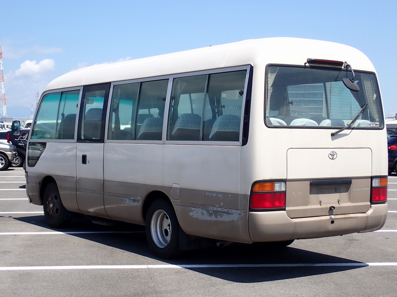 TOYOTA Coaster
