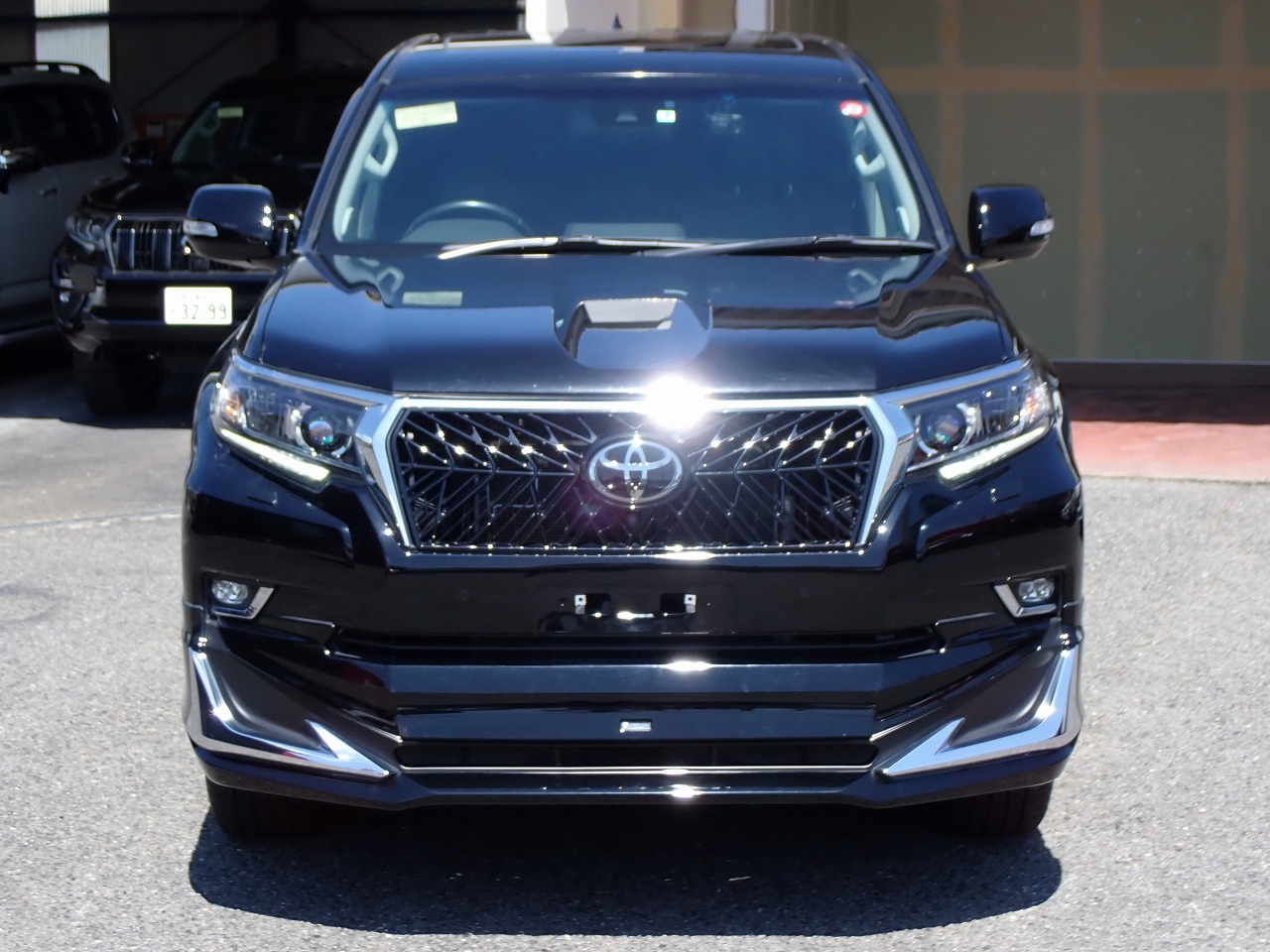 TOYOTA Land Cruiser Prado